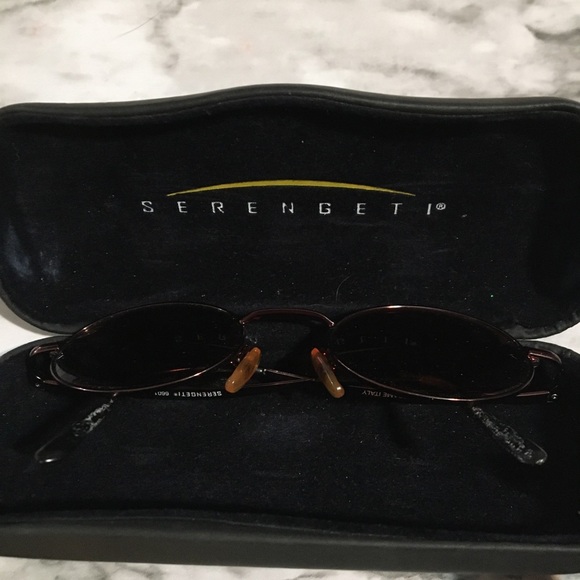 Serengeti Sunglasses with Black and Brown Frame - Picture 1 of 13